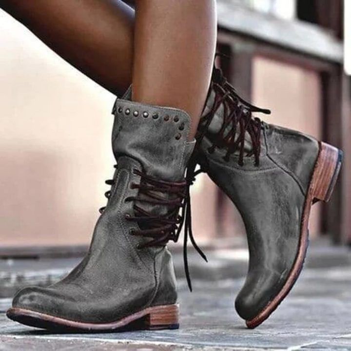 Sierra | Vintage Lace-Up Leather Boots
