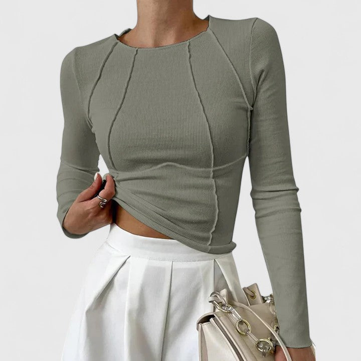 Nina | Fitted Seam Detail Top